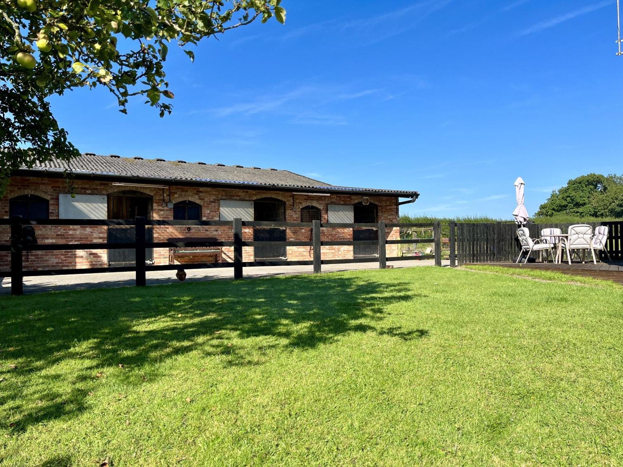 Priors Oak - A Cosy Studio With Countryside Views In Dorset Stalbridge Екстер'єр фото