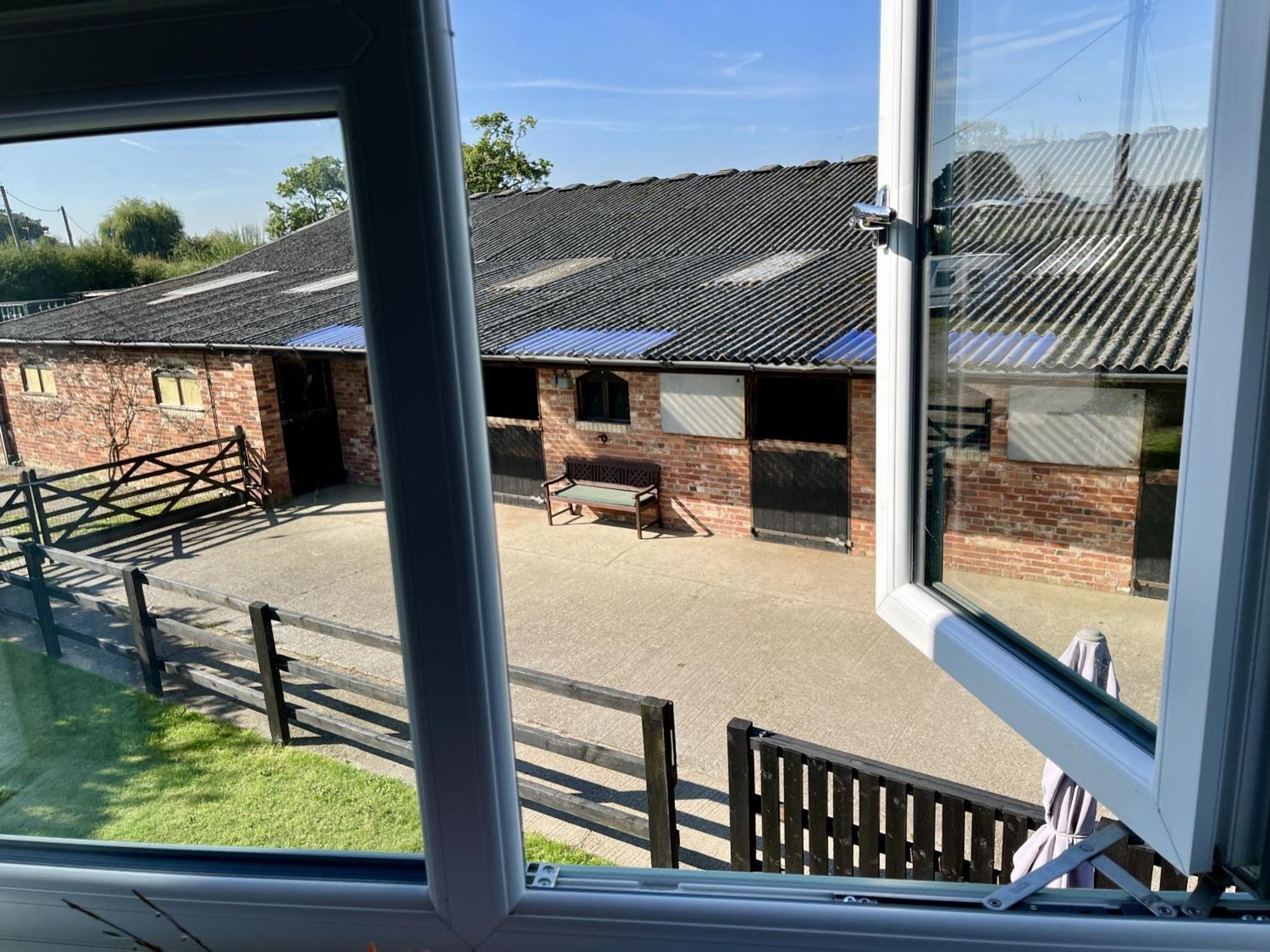 Priors Oak - A Cosy Studio With Countryside Views In Dorset Stalbridge Екстер'єр фото